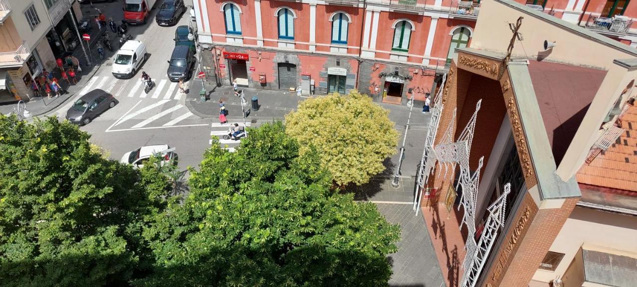 Giulia Town House Tra Citta E Mare Lägenhet Salerno Exteriör bild